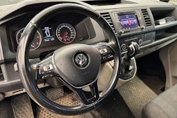 harmaa Volkswagen Transporter 2018 kuva 4.