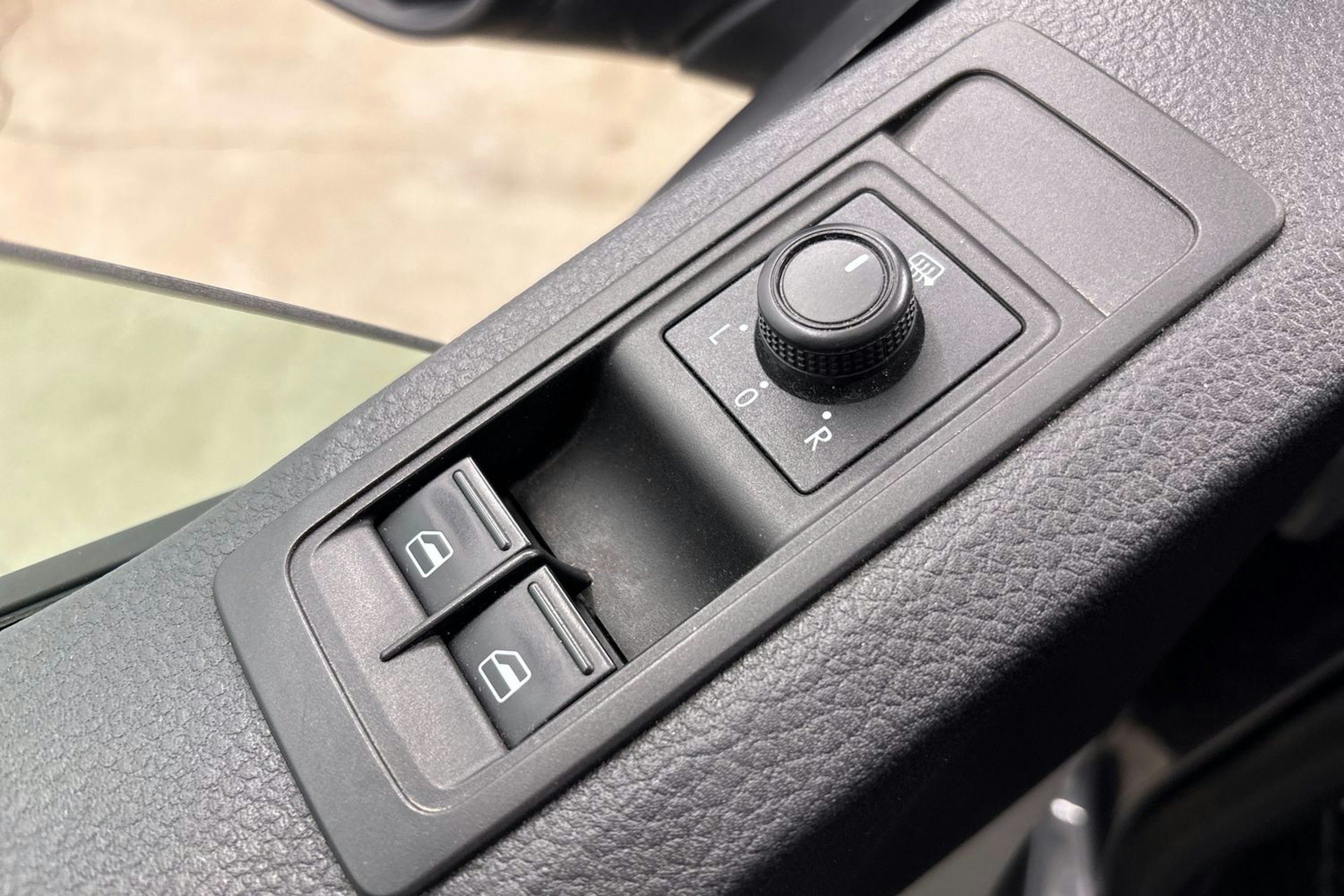 met. harmaa Volkswagen Transporter 2018 kuva 18.