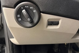 met. harmaa Volkswagen Transporter 2018 kuva 19.