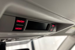 met. harmaa Volkswagen Transporter 2018 kuva 28.