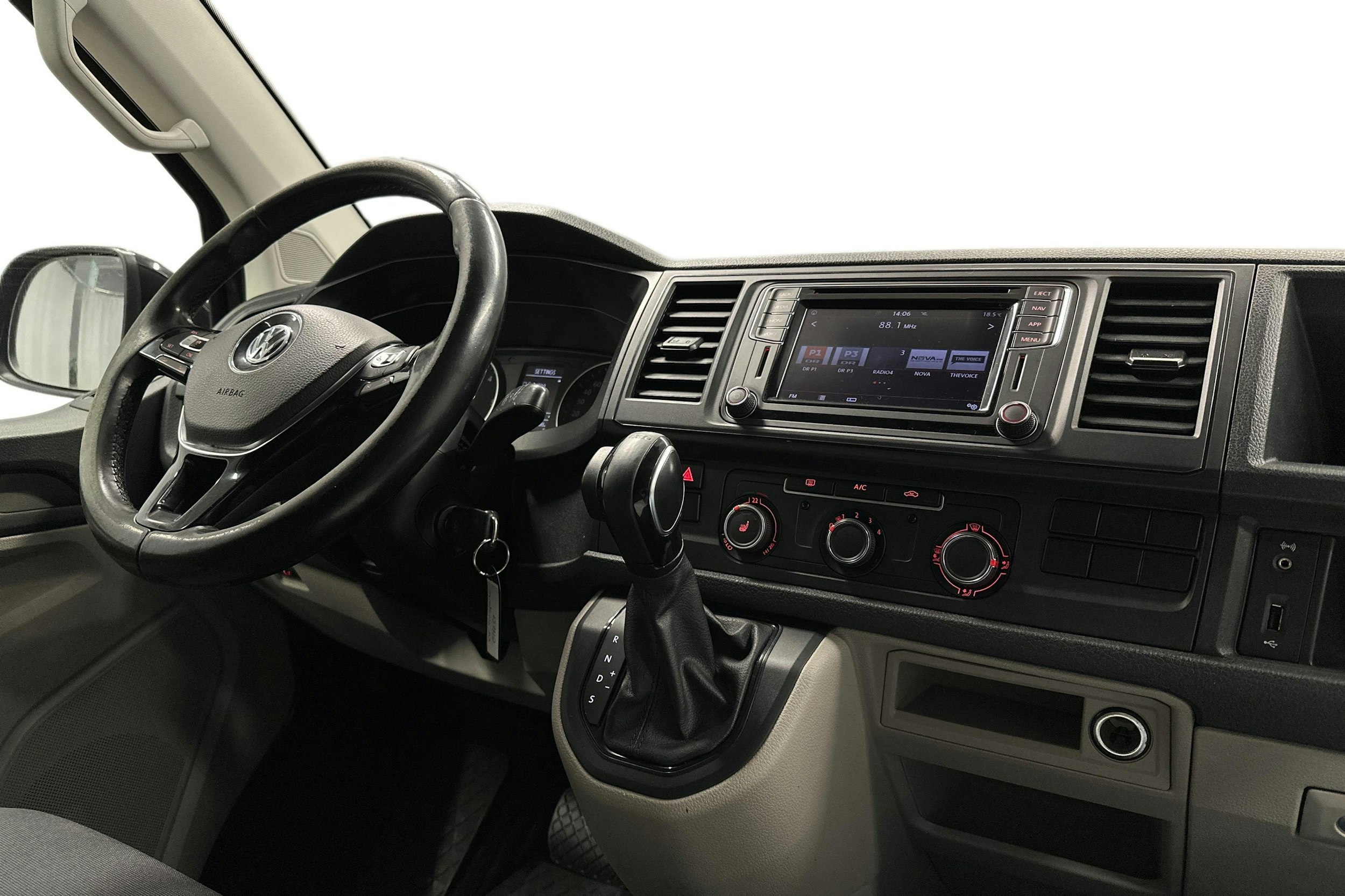 musta Volkswagen Transporter 2019 kuva 7.