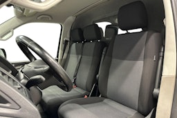 musta Volkswagen Transporter 2019 kuva 8.