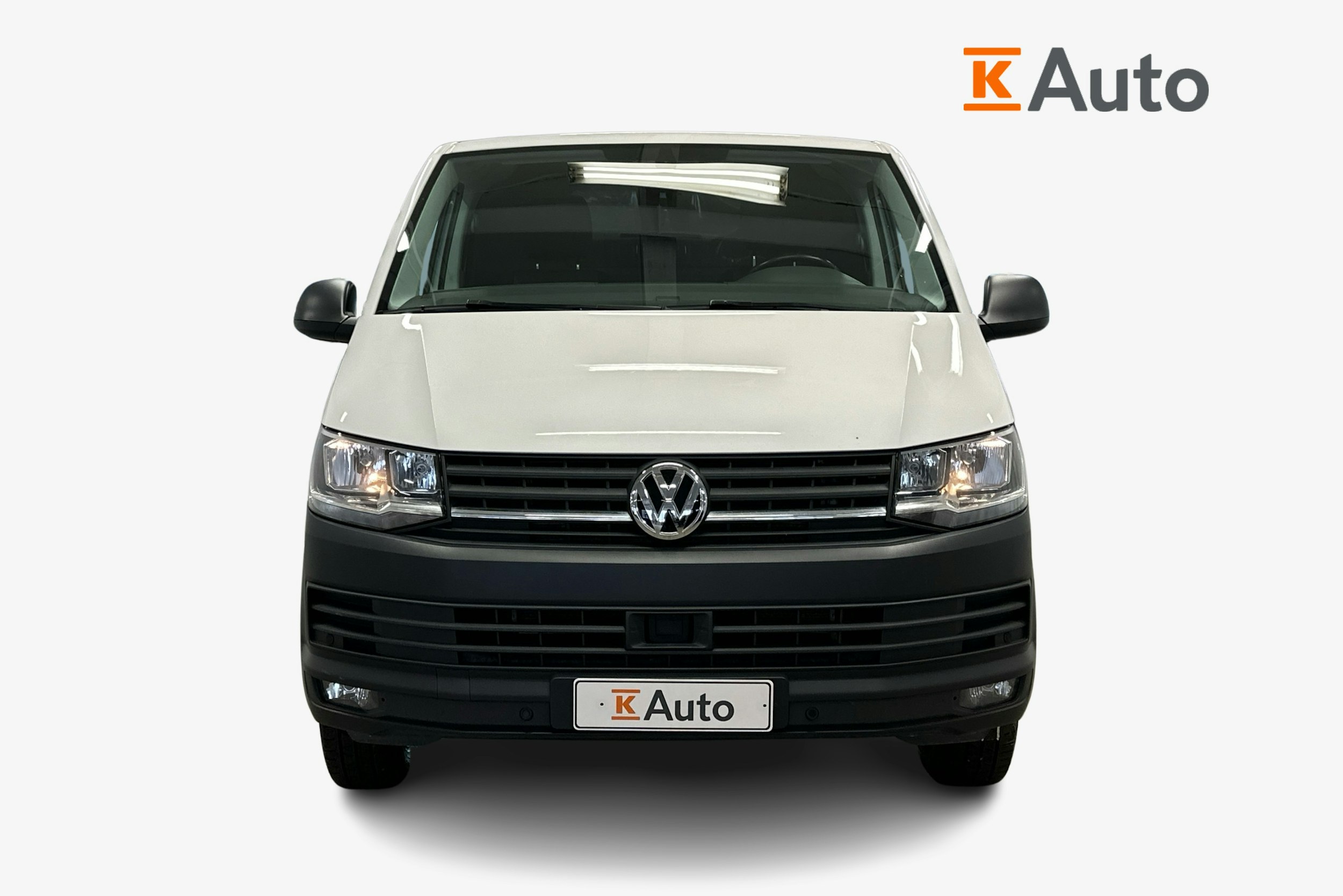 valkoinen Volkswagen Transporter 2019 kuva 4.