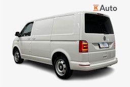 valkoinen Volkswagen Transporter 2019 kuva 2.