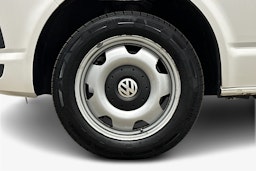 valkoinen Volkswagen Transporter 2019 kuva 9.
