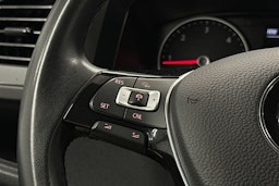 valkoinen Volkswagen Transporter 2019 kuva 14.
