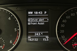 valkoinen Volkswagen Transporter 2019 kuva 17.