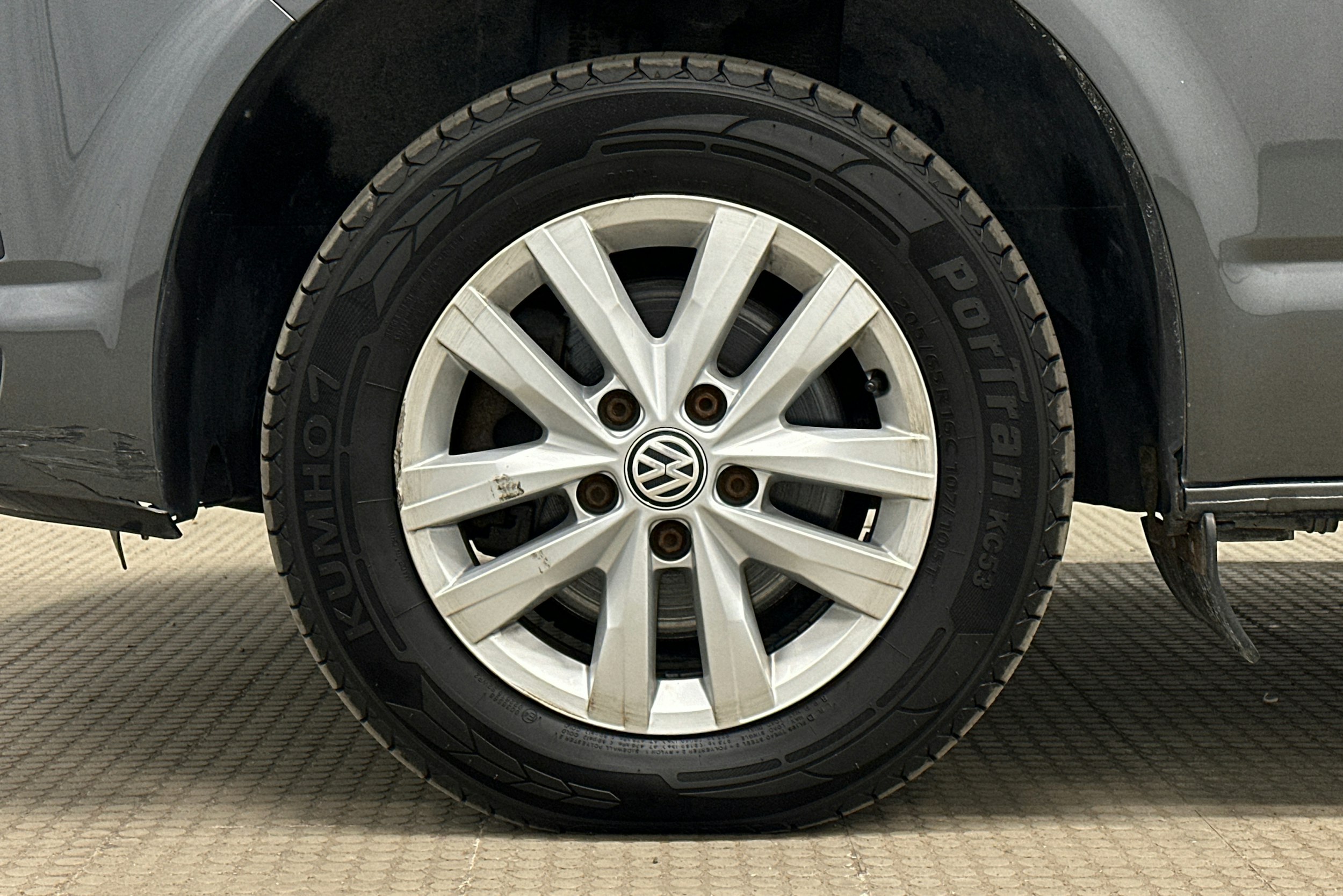 hopea Volkswagen Transporter 2019 kuva 9.