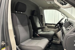 hopea Volkswagen Transporter 2019 kuva 13.