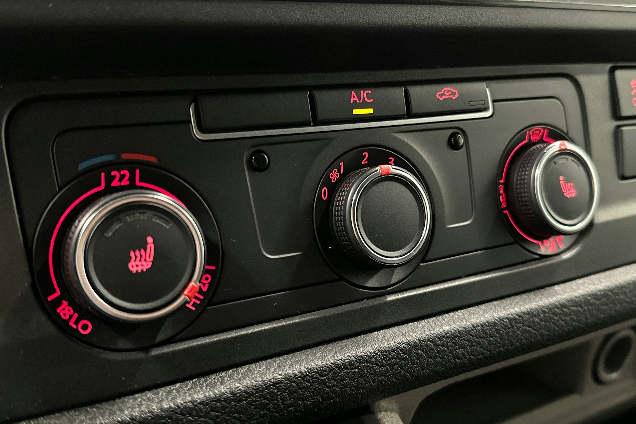 hopea Volkswagen Transporter 2019 kuva 22.