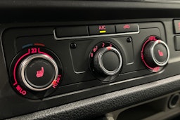hopea Volkswagen Transporter 2019 kuva 22.