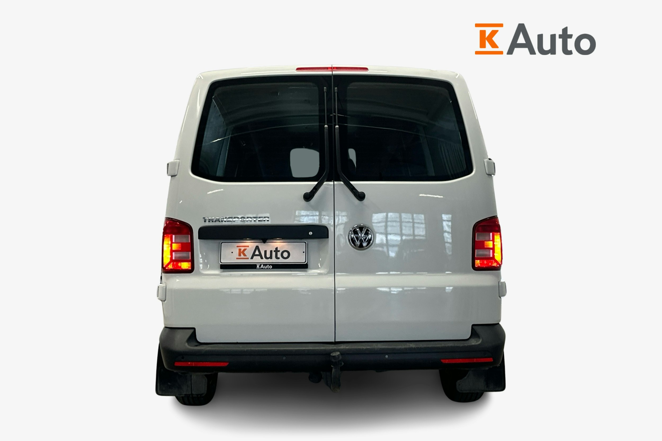 valkoinen Volkswagen Transporter 2019 kuva 3.