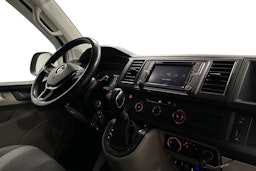 valkoinen Volkswagen Transporter 2019 kuva 7.