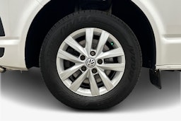 valkoinen Volkswagen Transporter 2019 kuva 8.