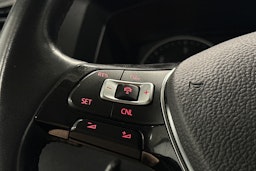 valkoinen Volkswagen Transporter 2019 kuva 14.