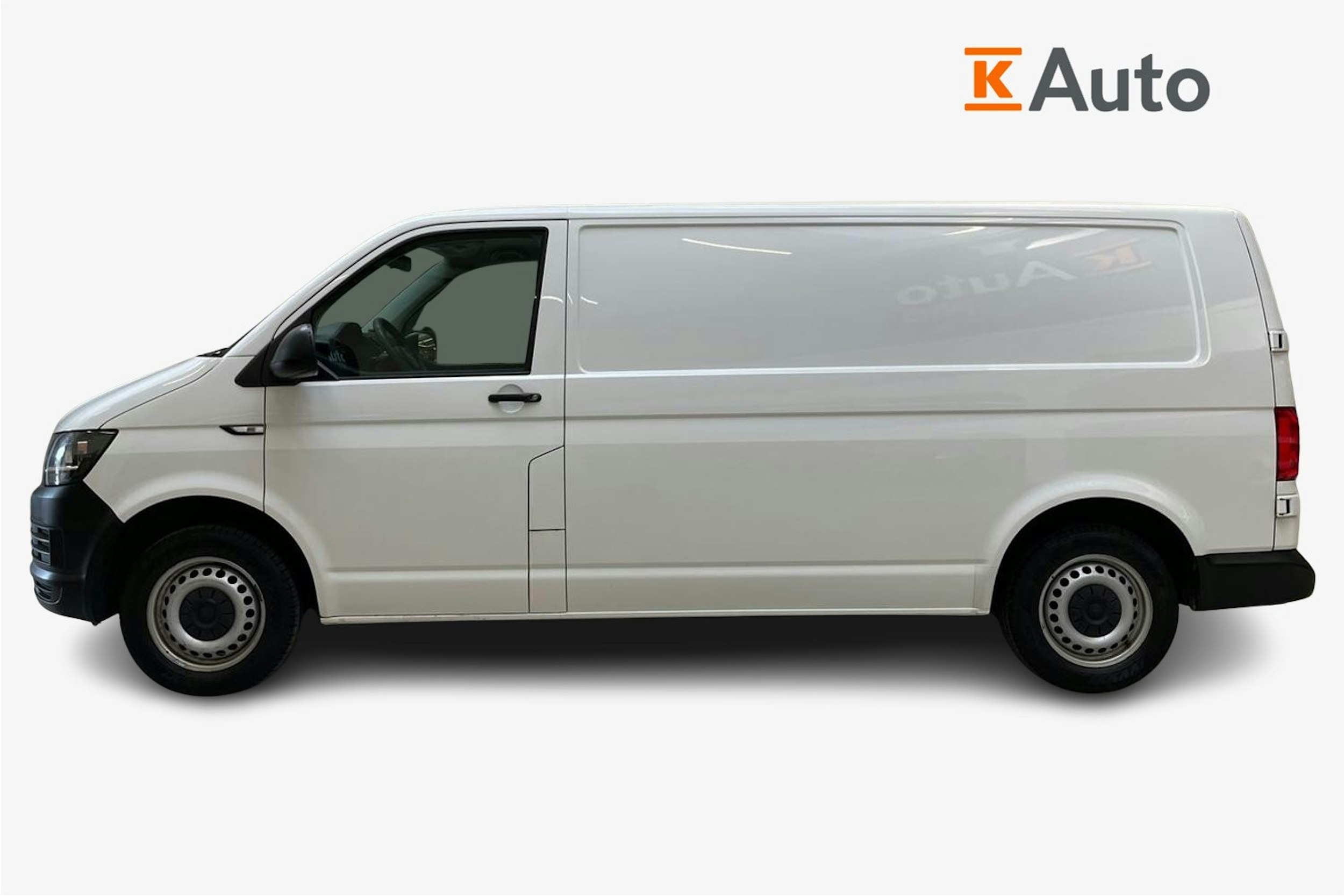 valkoinen Volkswagen Transporter 2019 kuva 6.