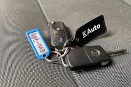 valkoinen Volkswagen Transporter 2019 kuva 27.