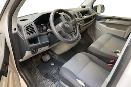 valkoinen Volkswagen Transporter 2019 kuva 3.
