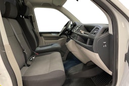 valkoinen Volkswagen Transporter 2019 kuva 11.