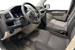 valkoinen Volkswagen Transporter 2019 kuva 3.