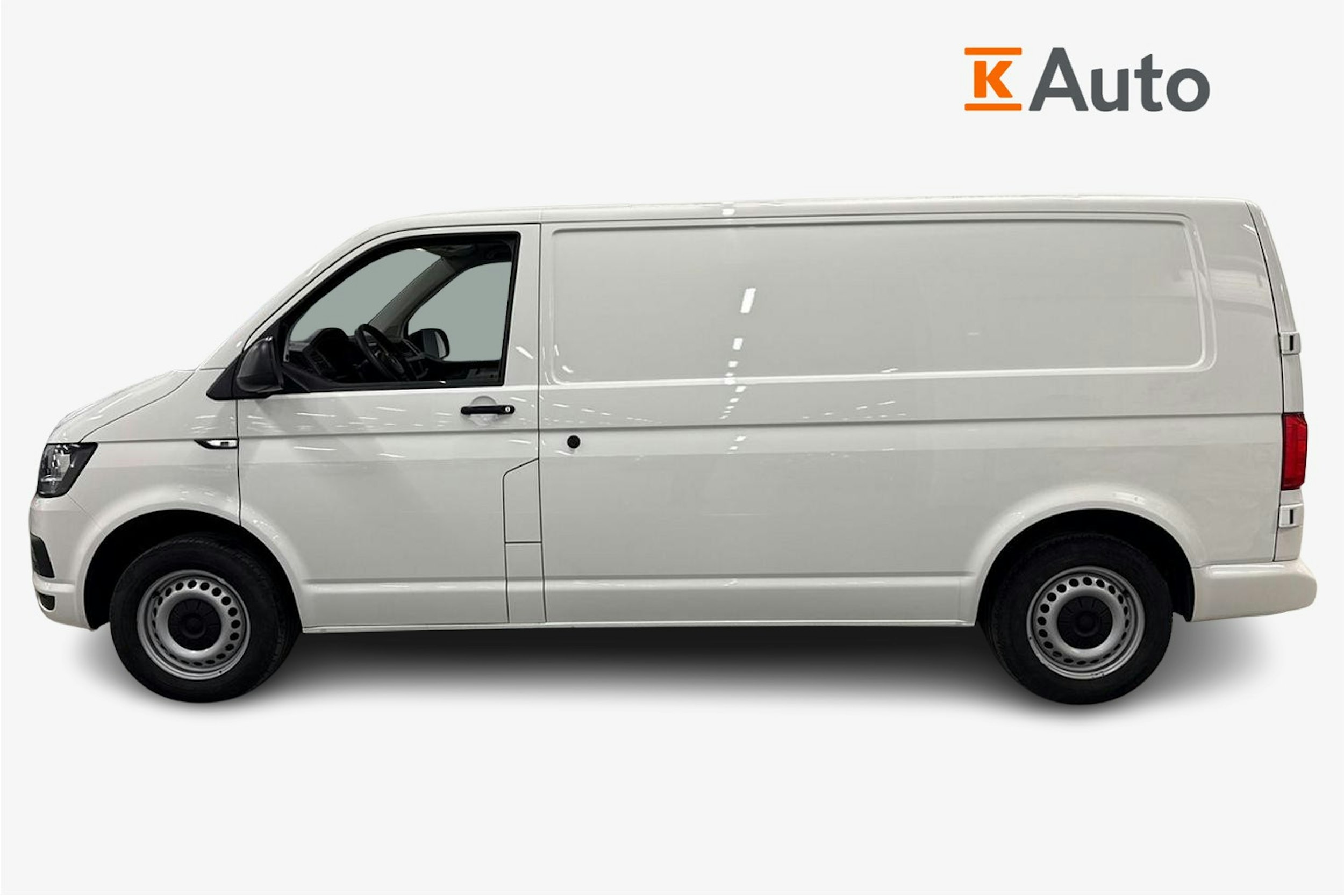 valkoinen Volkswagen Transporter 2019 kuva 7.
