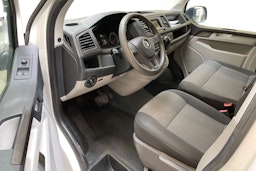 valkoinen Volkswagen Transporter 2019 kuva 7.