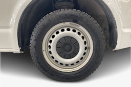 valkoinen Volkswagen Transporter 2019 kuva 11.