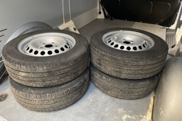 valkoinen Volkswagen Transporter 2019 kuva 17.