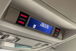 valkoinen Volkswagen Transporter 2019 kuva 31.