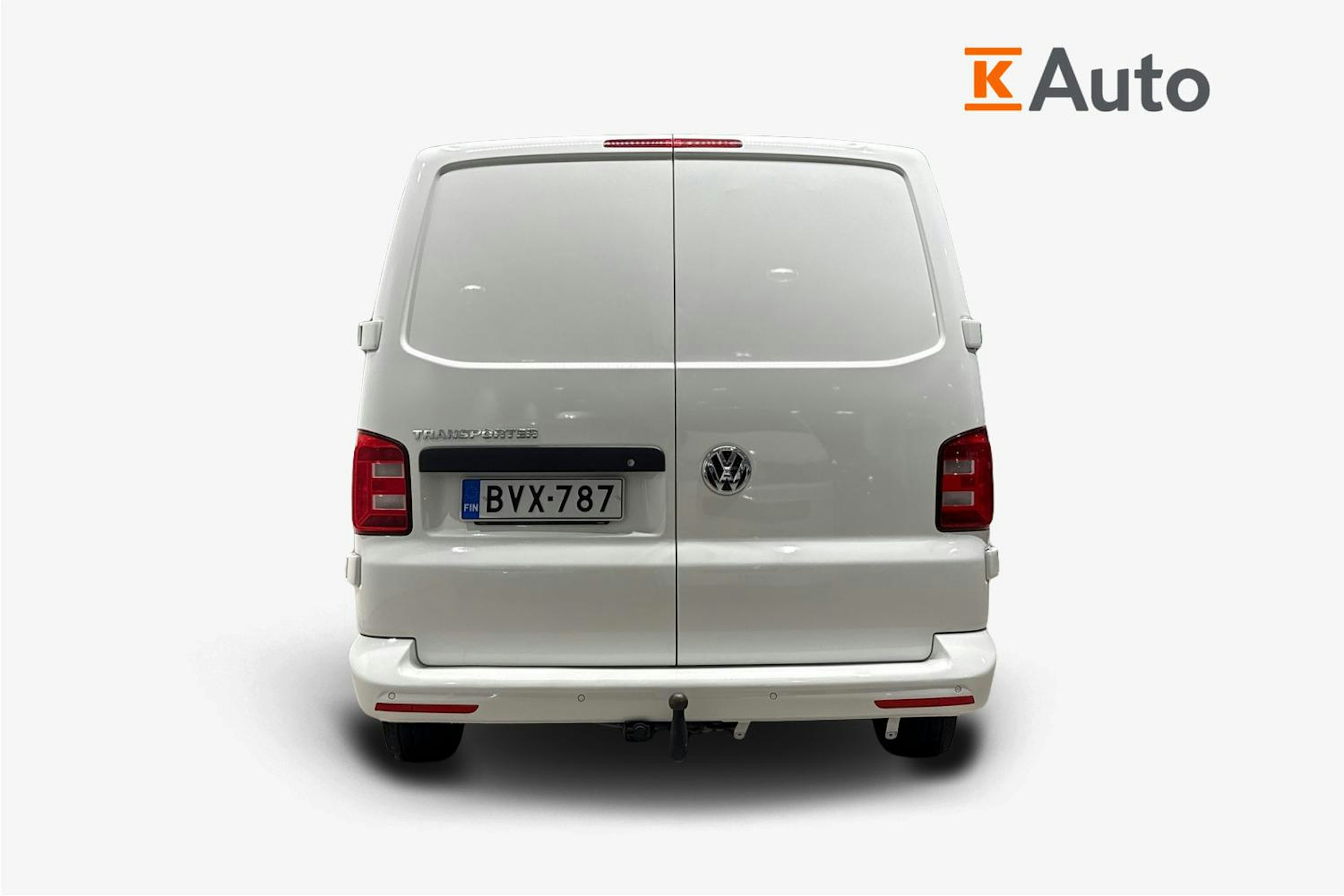 Valkoinen Volkswagen Transporter 2019 kuva 3.