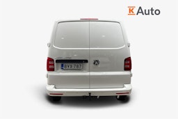 Valkoinen Volkswagen Transporter 2019 kuva 3.