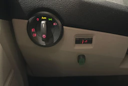 Ruskea (beige) Volkswagen TRANSPORTER 2019 kuva 16.