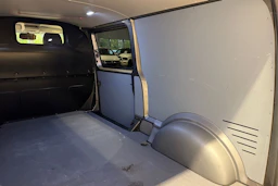 Ruskea (beige) Volkswagen TRANSPORTER 2019 kuva 28.