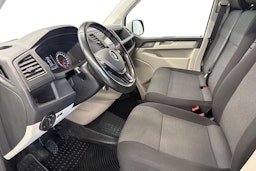 valkoinen Volkswagen Transporter 2019 kuva 7.