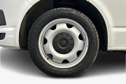 valkoinen Volkswagen Transporter 2019 kuva 9.