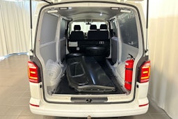 valkoinen Volkswagen Transporter 2019 kuva 11.