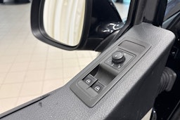 musta Volkswagen Transporter 2019 kuva 22.