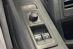 met. harmaa Volkswagen Transporter 2019 kuva 16.