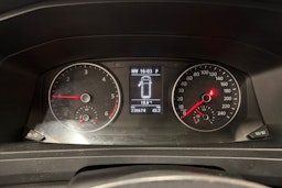 musta Volkswagen Transporter 2019 kuva 18.