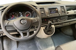 sininen Volkswagen Transporter 2019 kuva 9.