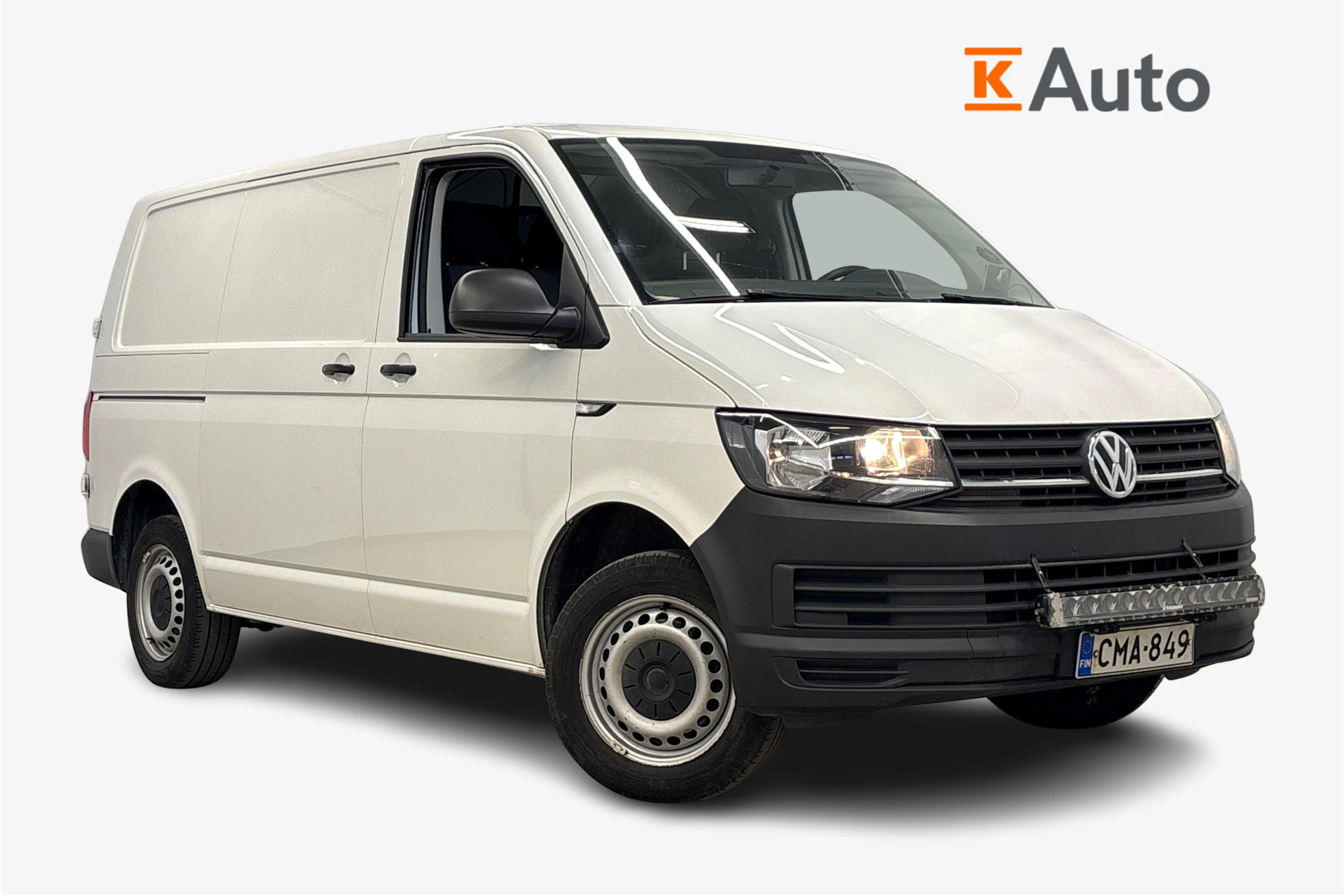 valkoinen Volkswagen Transporter 2019 kuva 1.