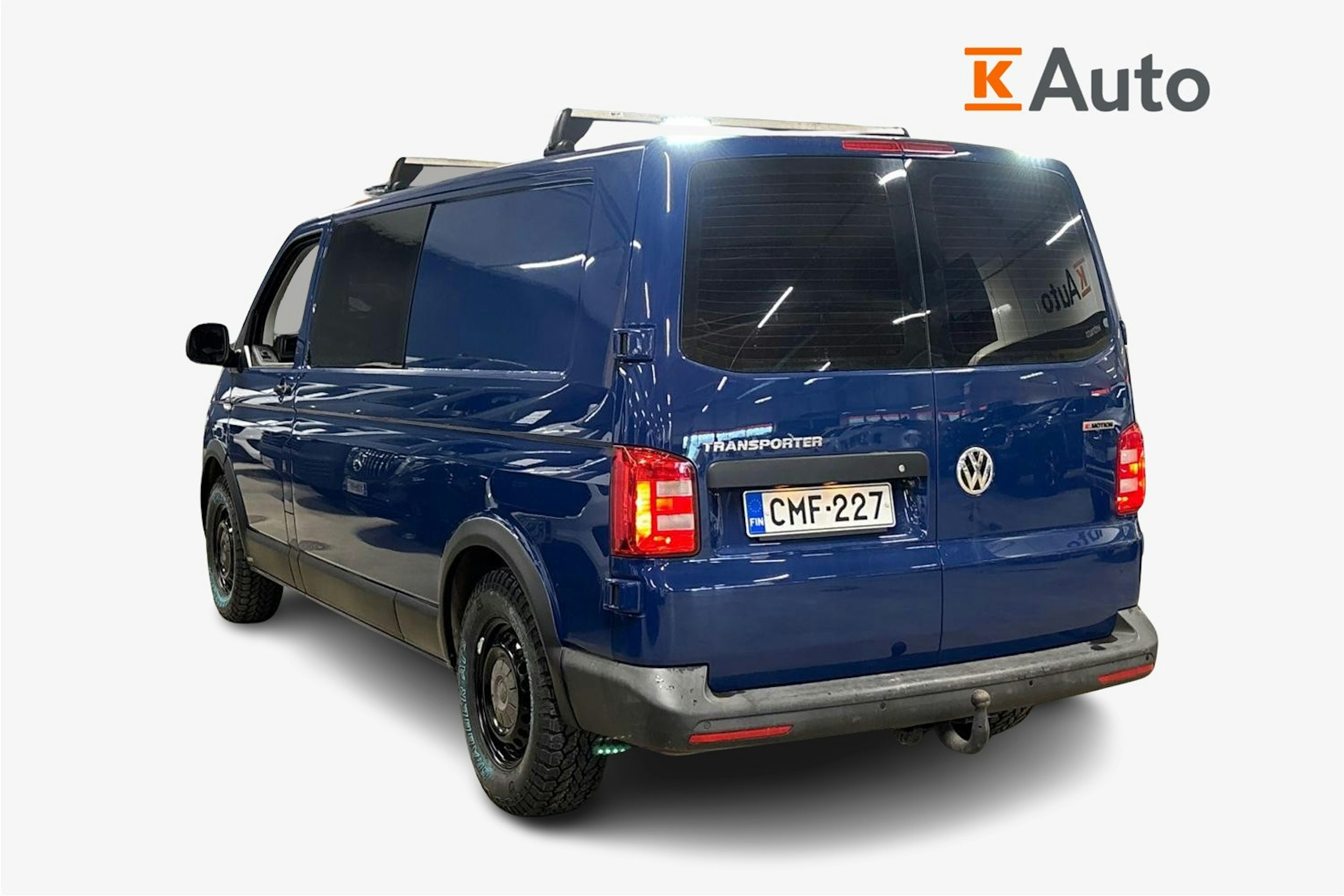 sininen Volkswagen Transporter 2019 kuva 2.