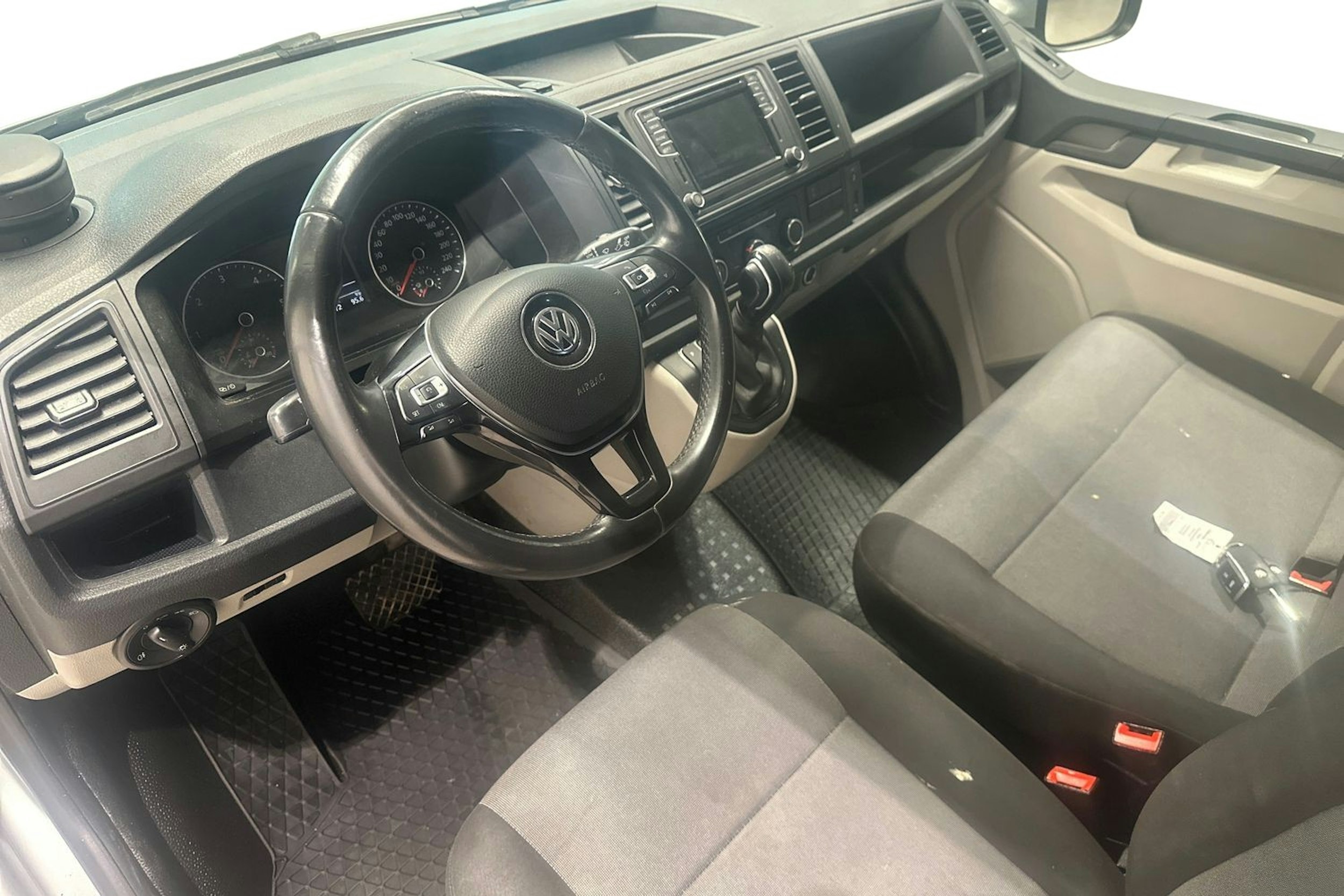 Hopea Volkswagen TRANSPORTER 2019 kuva 7.