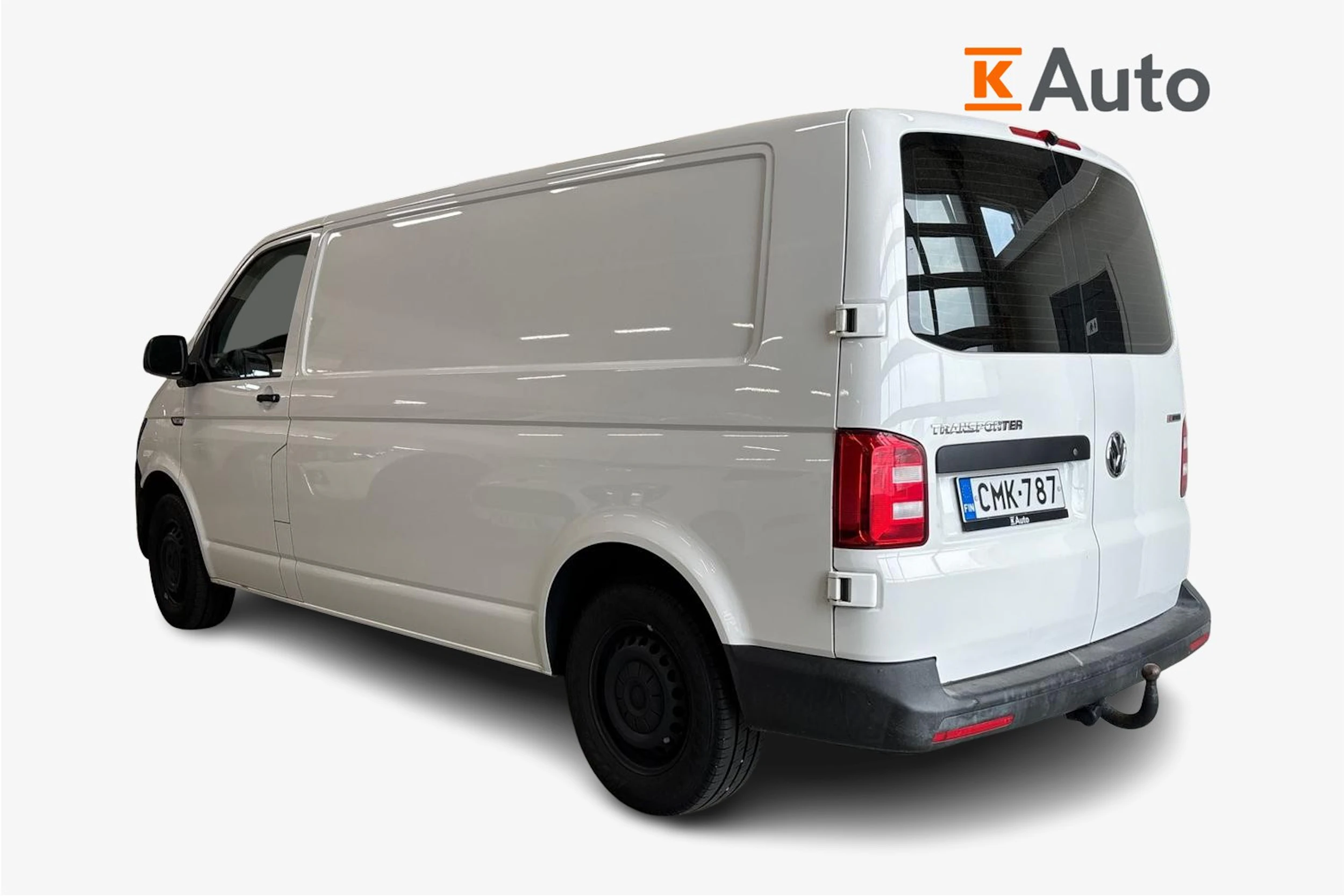 valkoinen Volkswagen Transporter 2019 kuva 2.