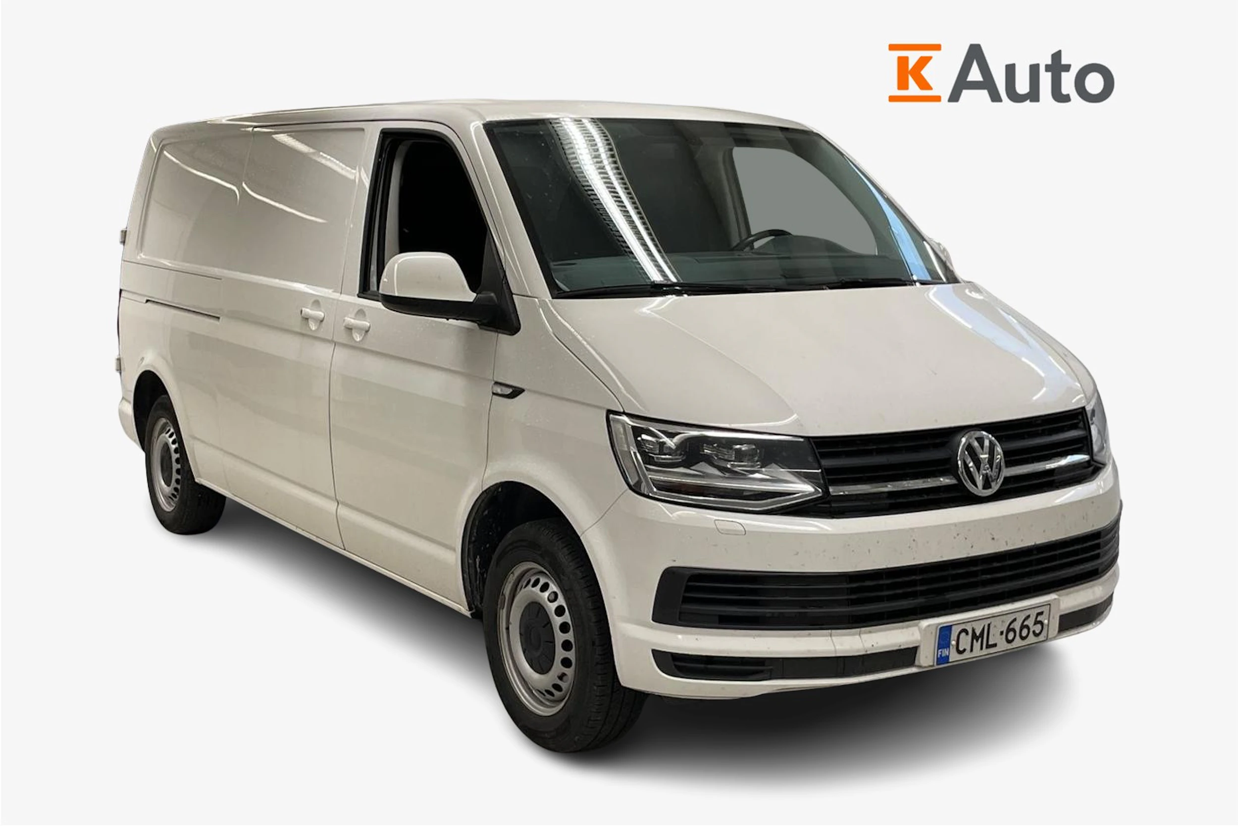 valkoinen Volkswagen Transporter 2019 kuva 1.