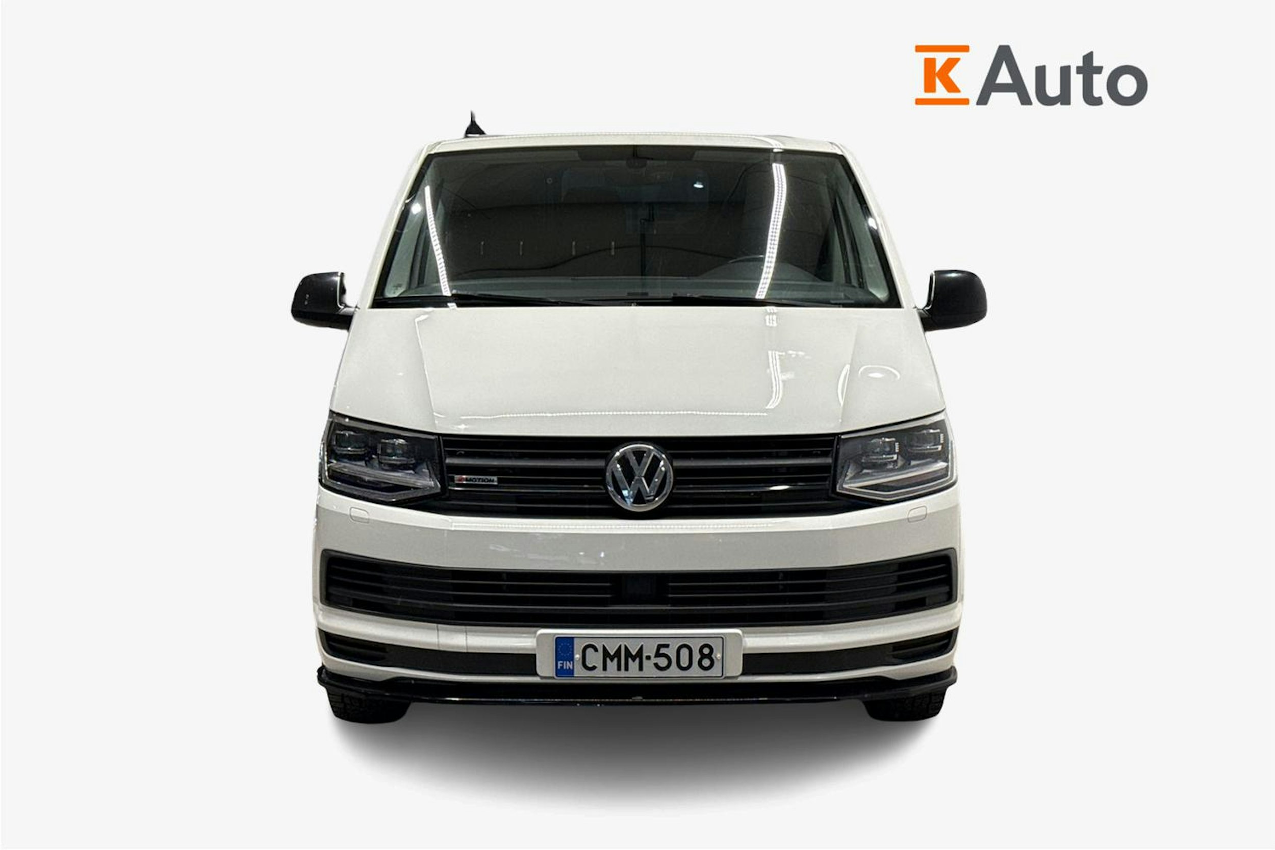 valkoinen Volkswagen Transporter 2019 kuva 5.