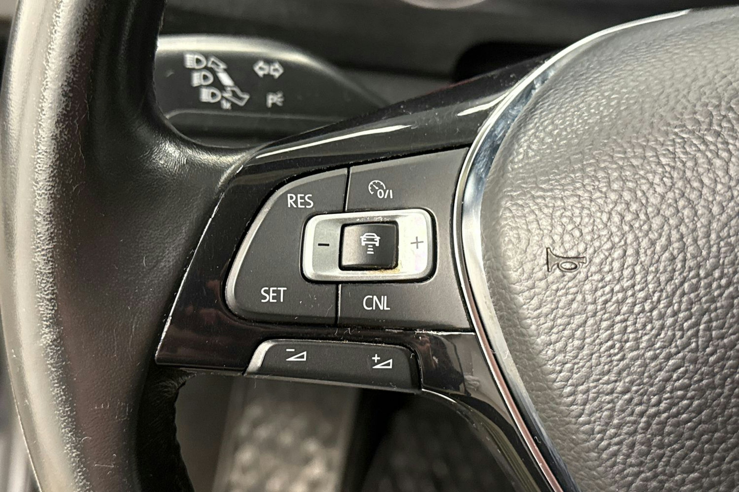 musta Volkswagen Transporter 2019 kuva 16.
