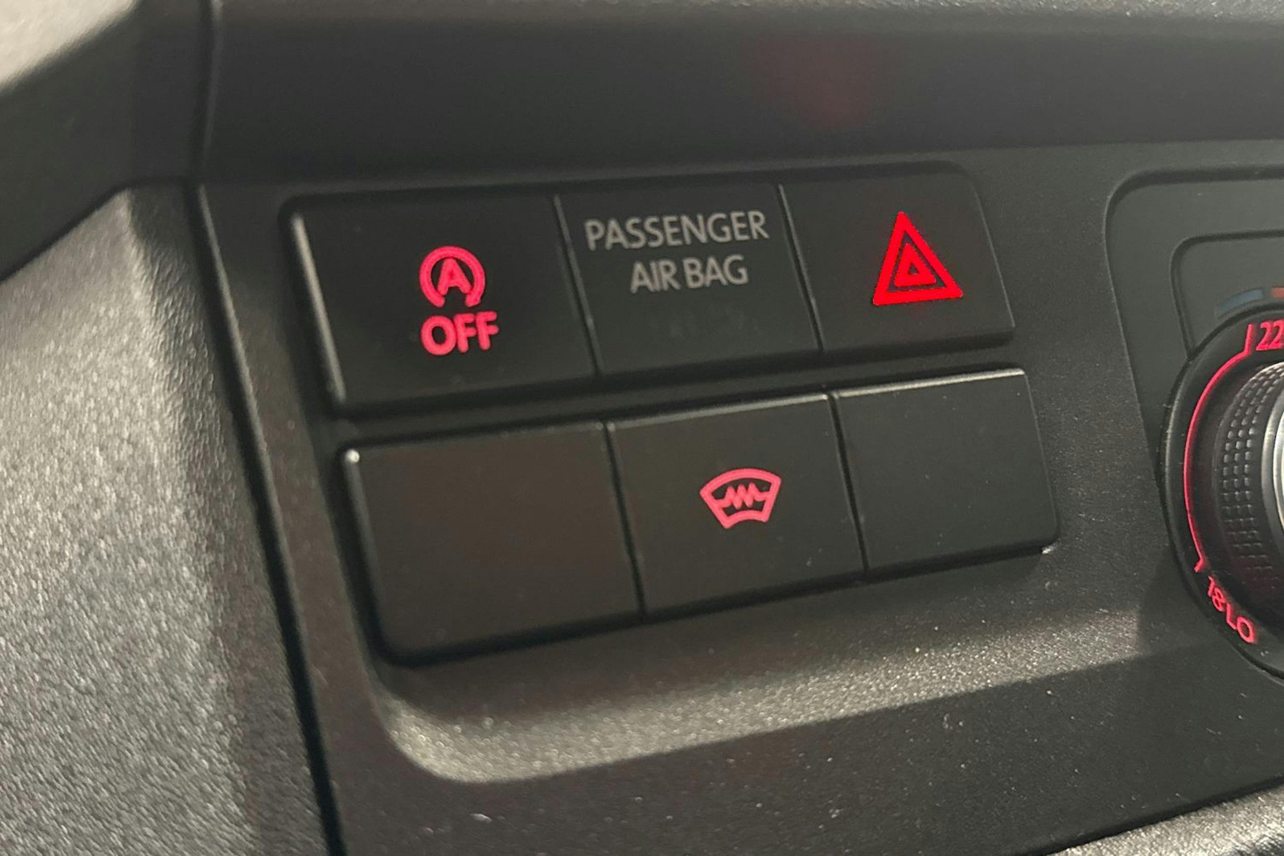 musta Volkswagen Transporter 2019 kuva 18.