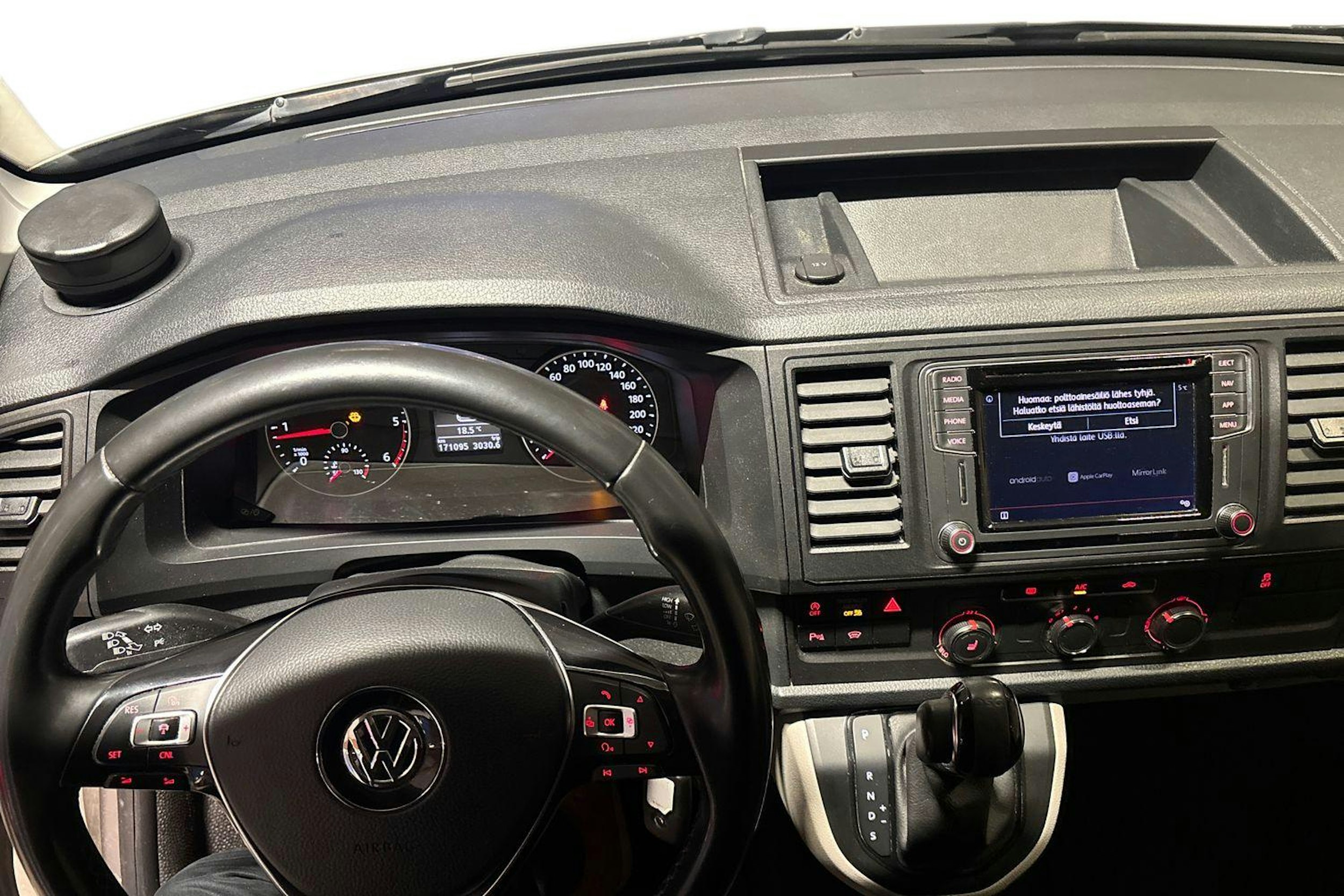 Ruskea (beige) Volkswagen TRANSPORTER 2019 kuva 9.