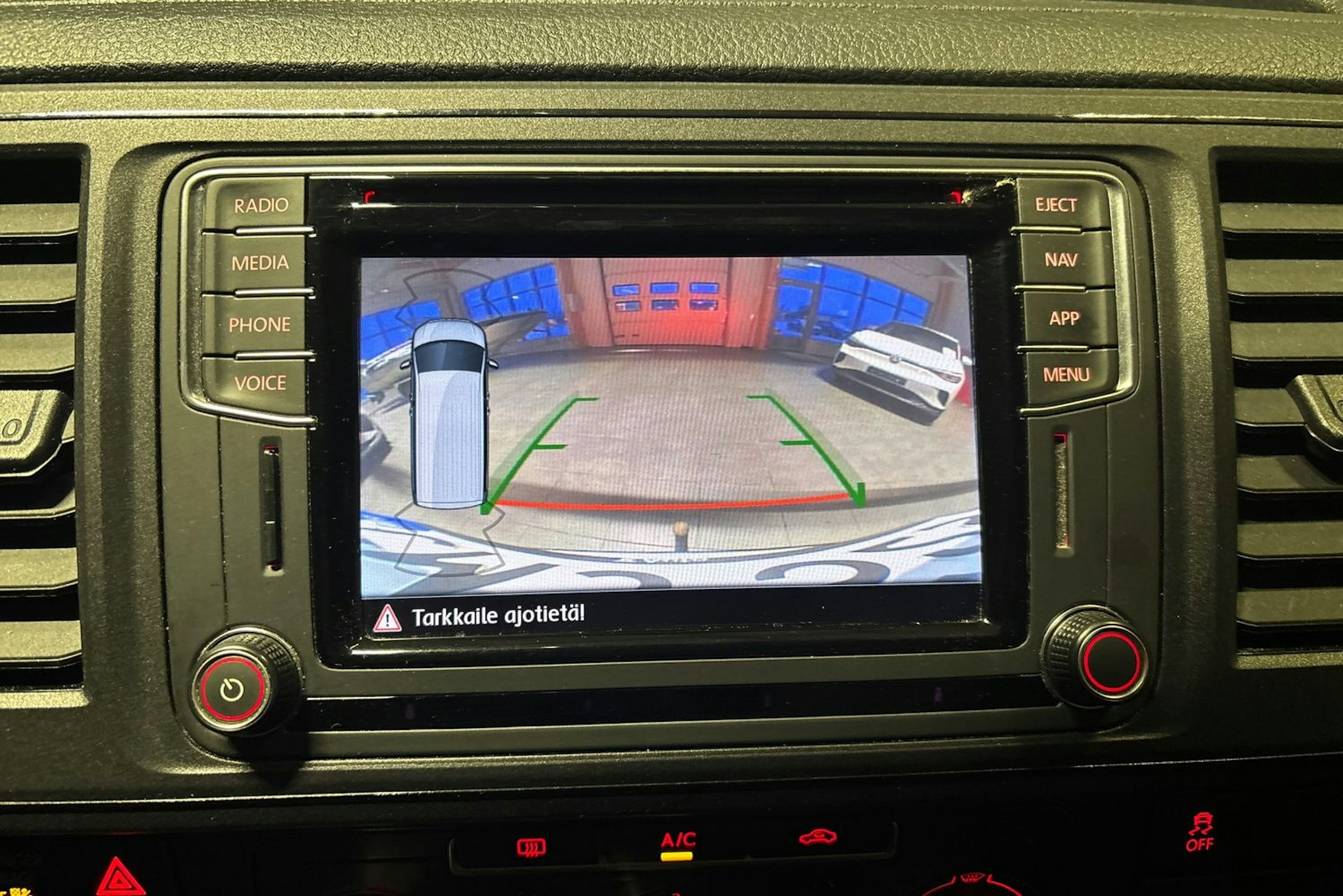 Ruskea (beige) Volkswagen TRANSPORTER 2019 kuva 15.